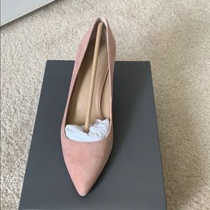 Ann Taylor Eryn Suede Pump